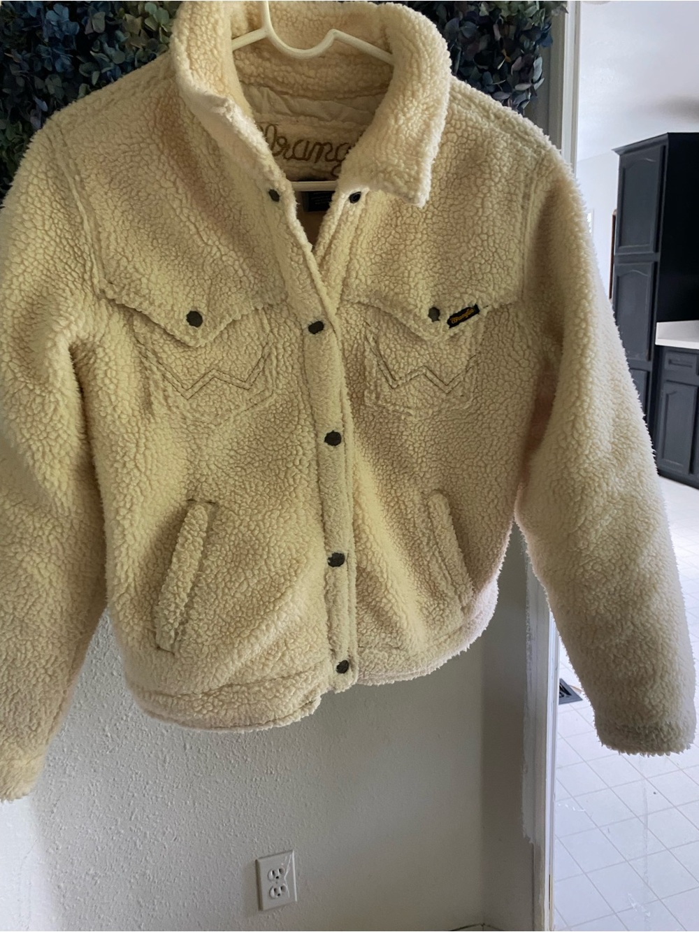 Wrangler off white Sherpa jacket